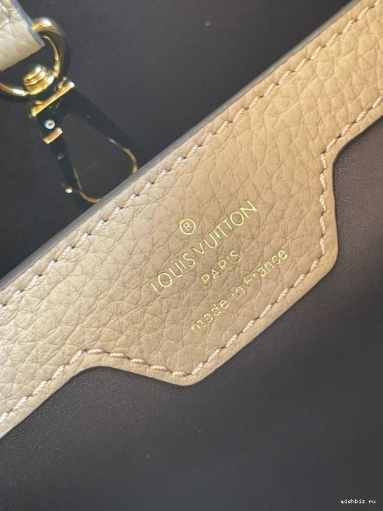 WIS VUITTON LOUIS MM CAPUCINES 1223